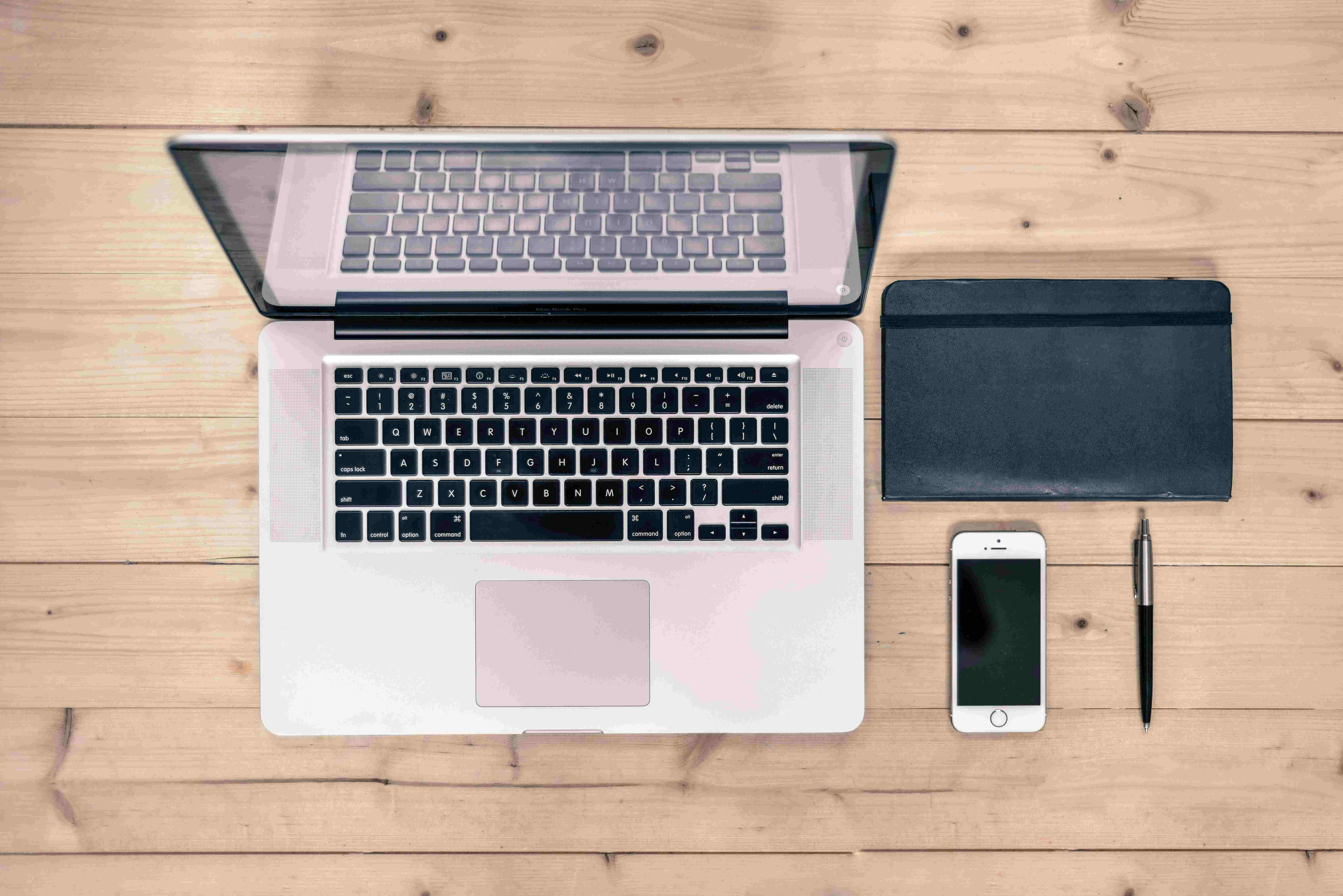 werkbank detail metall späne nahaufnahme_0029.jpeg